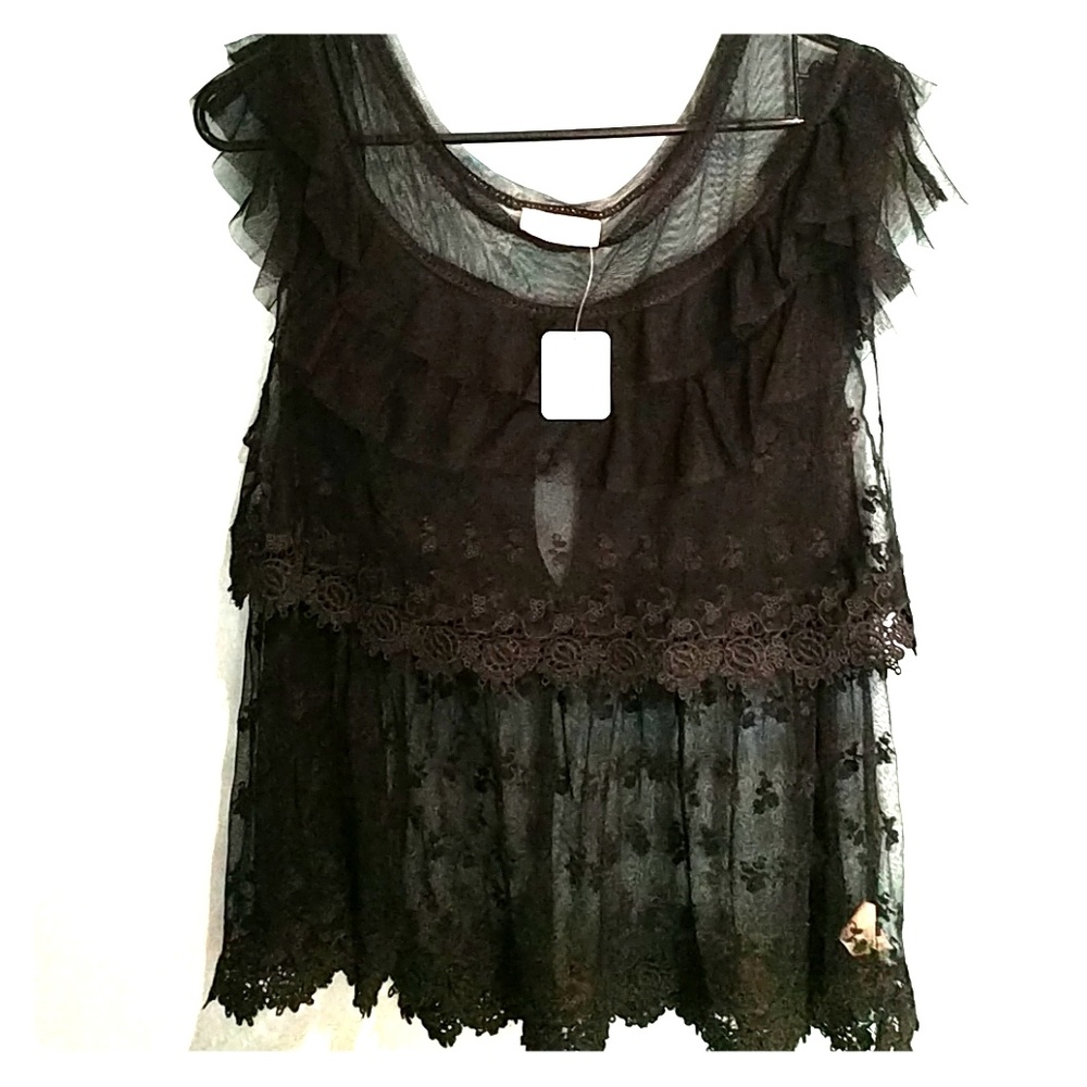 NWT FREE PEOPLE Detailed Lace Top