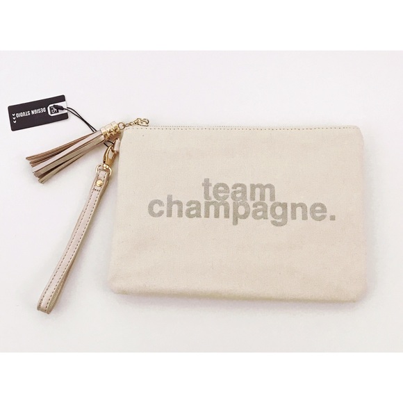 Team Champagne Wristlet - Picture 4 of 5