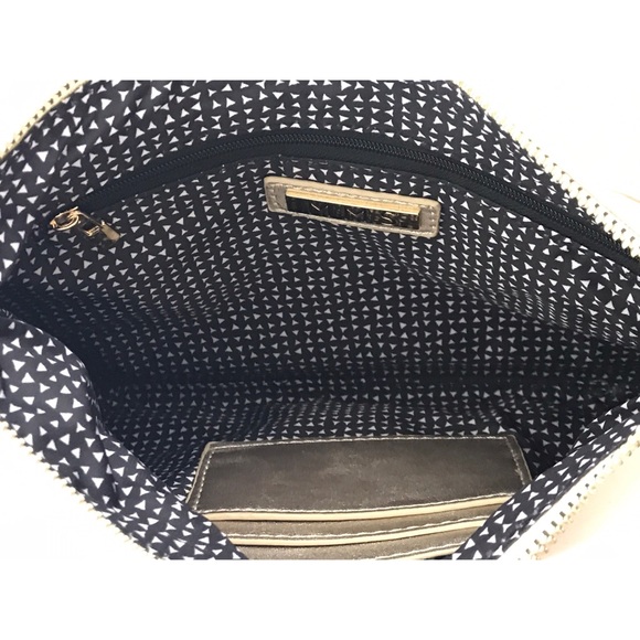 Team Champagne Wristlet - Picture 5 of 5