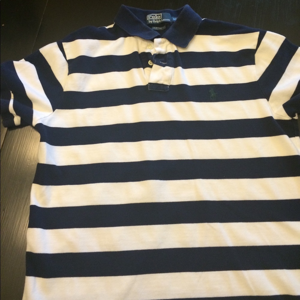 Navy and white striped polo M