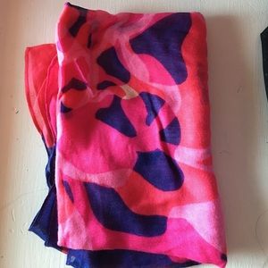 Vera Bradley Katalina Pink Soft Fringe Scarf