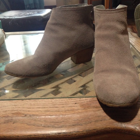 Faux swede boots - Picture 4 of 4