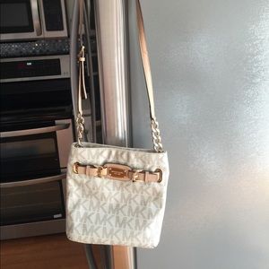 MK cross body
