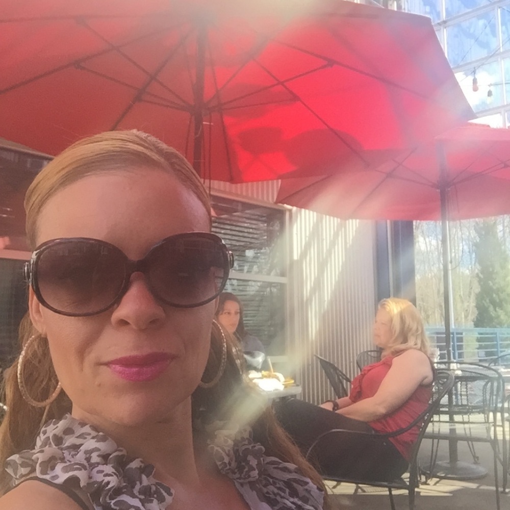 Meet your Posher, Lesley