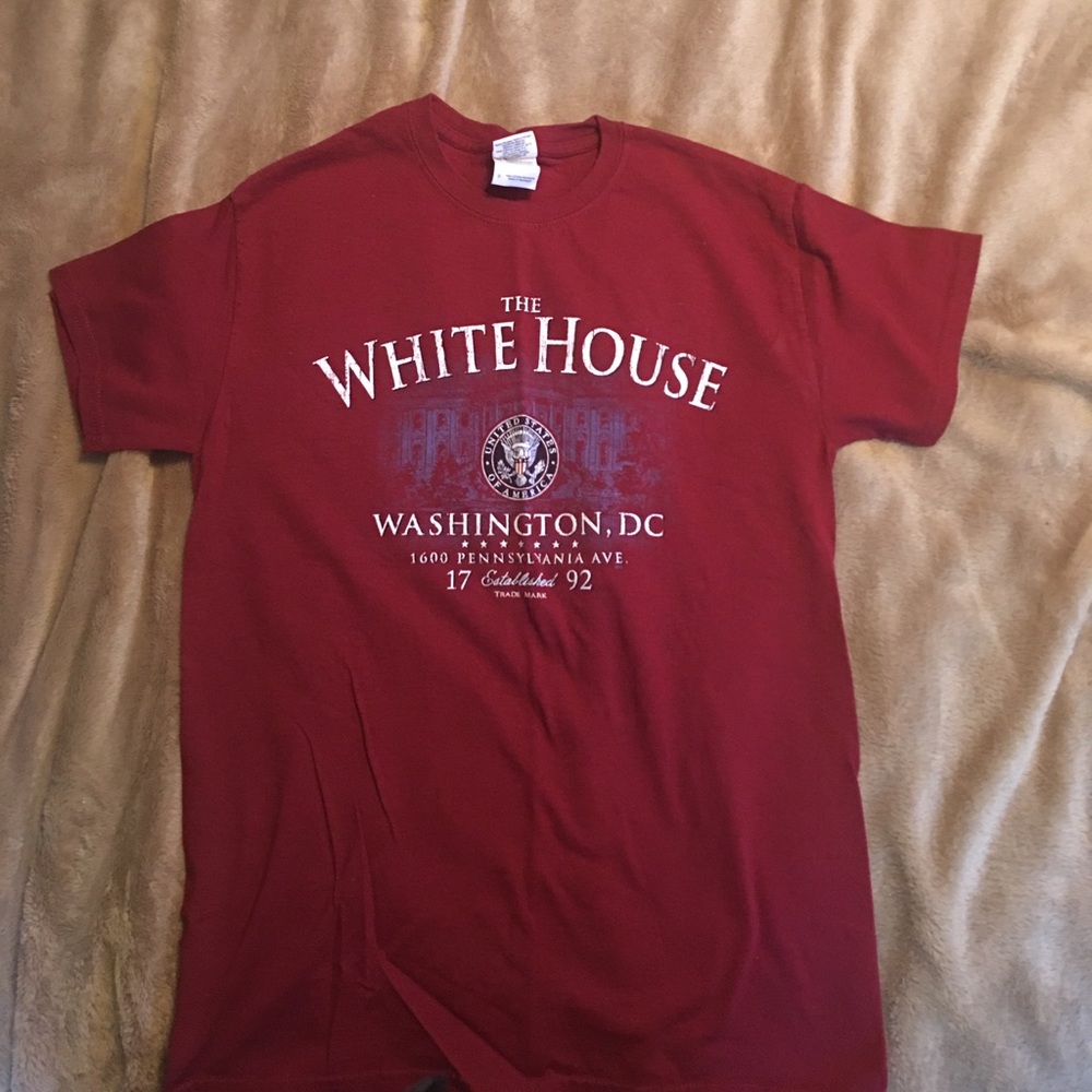 White House t shirt