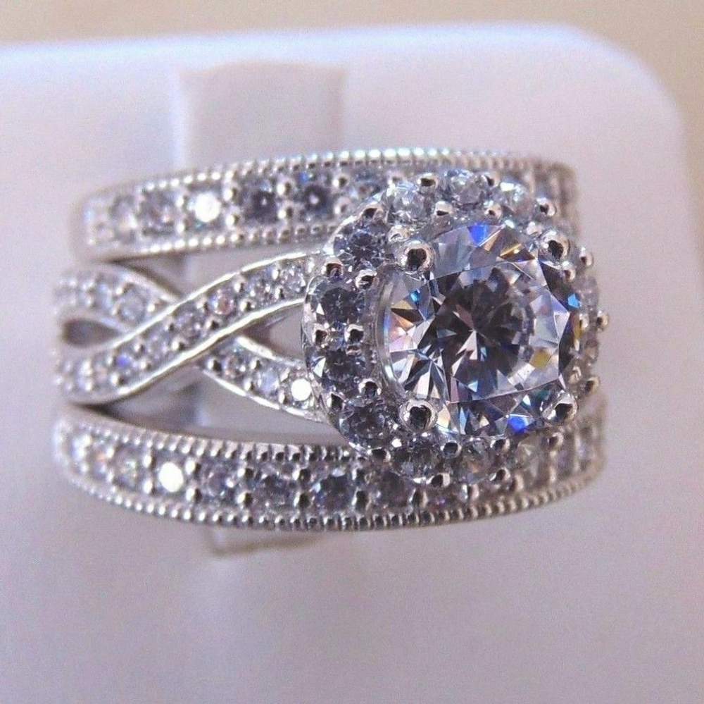 3pc Engagement Ring with 2 wedding bands  size 7 - Picture 2 of 8