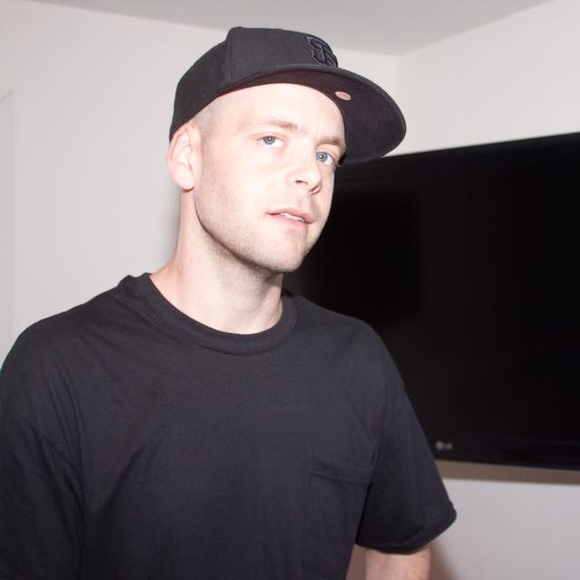 Meet your Posher, Rob - Picture 1 of 1