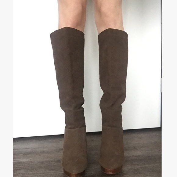 Brown suede boots w wood platform wedge heel - Picture 7 of 7