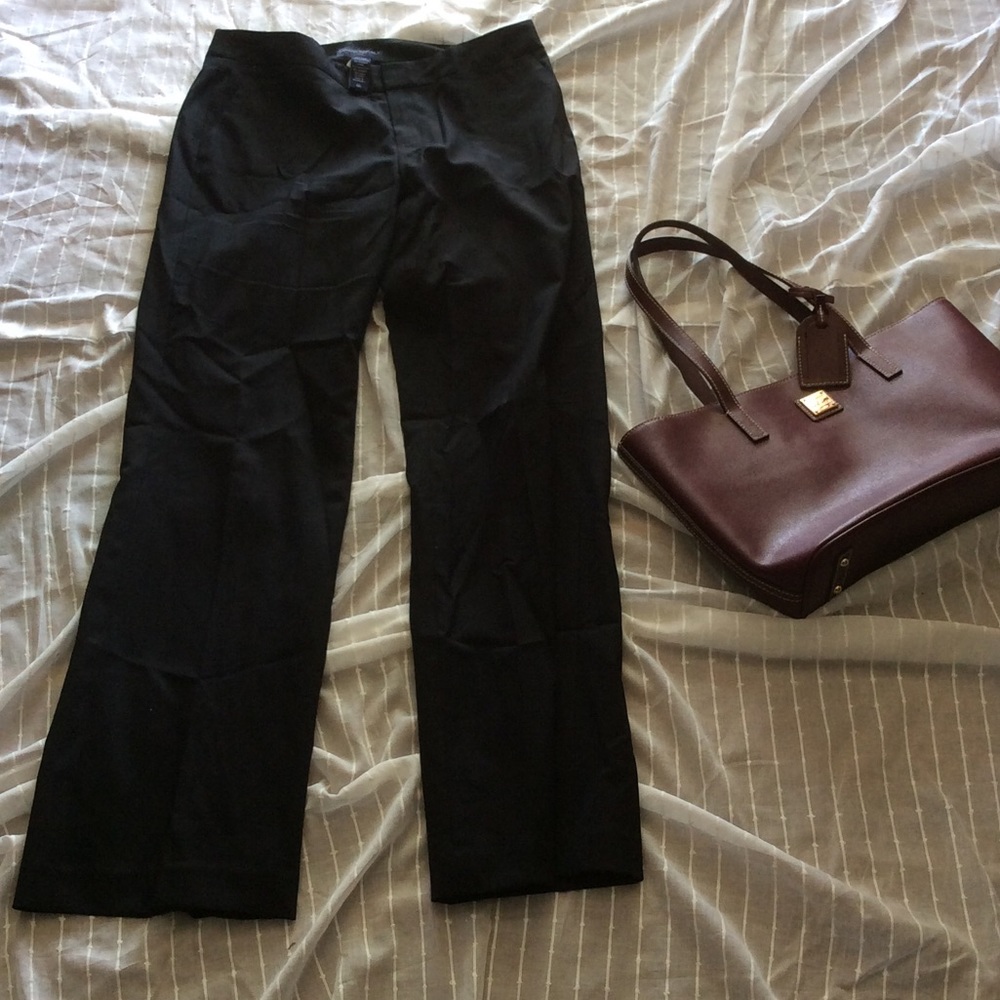 Banana Republic black trousers size 6r.