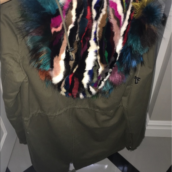 M-L - Picture 3 of 4