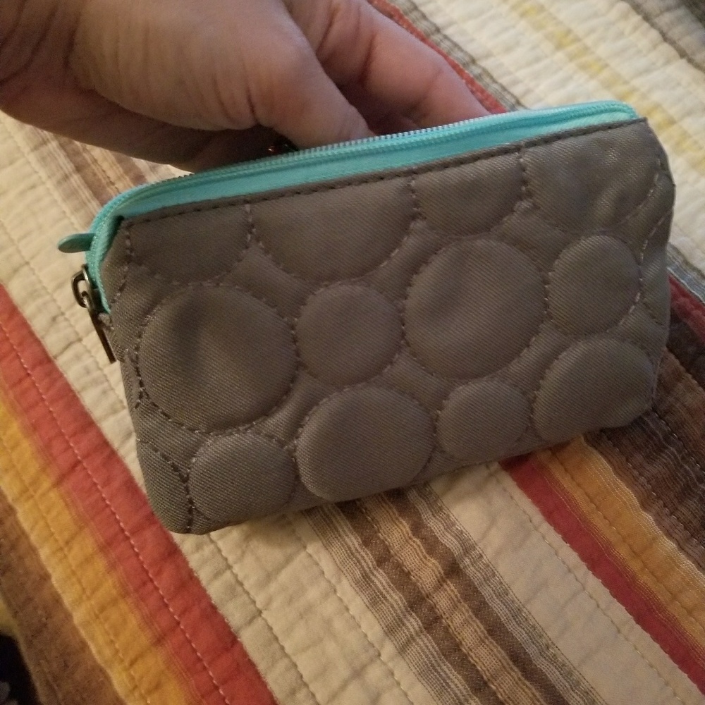 31 brand wallet/wristlet