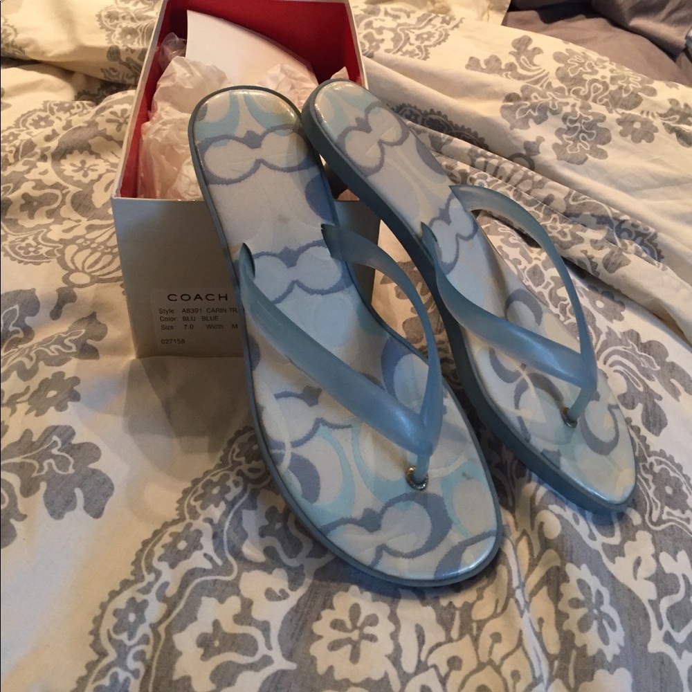 Coach flip flops
