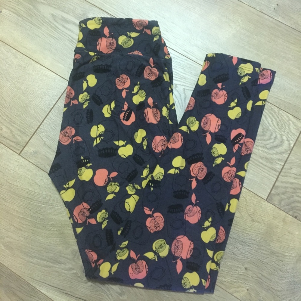 LuLaRoe one size leggings