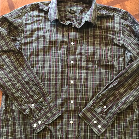 Eddie Bauer Other - Eddie Bauer • Long Sleeved Plaid Button Down
