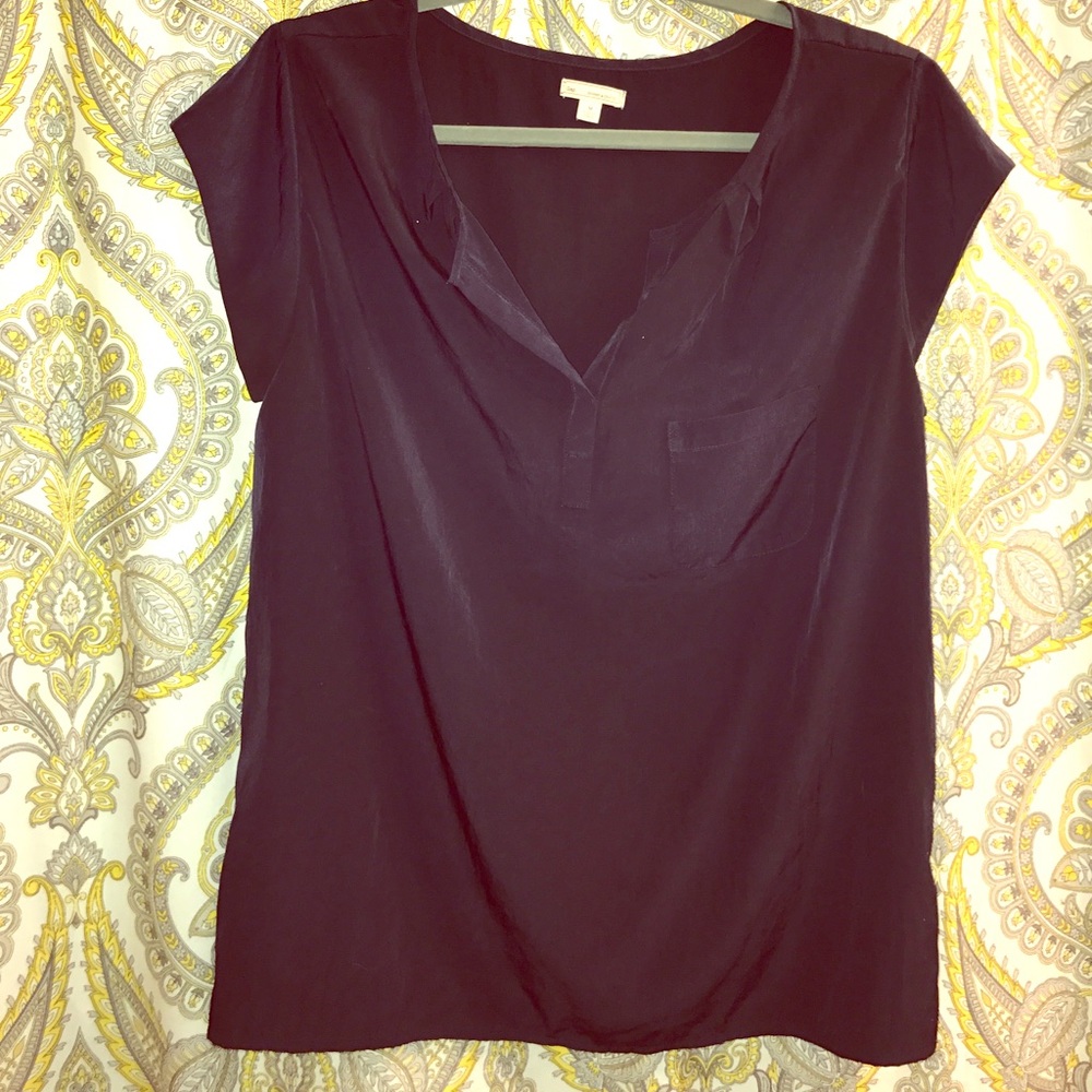 GAP blue shirt