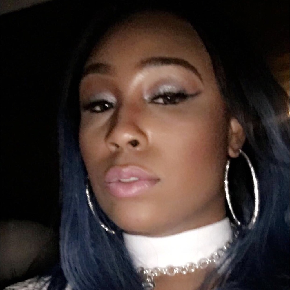 Meet your Posher, Ashanti