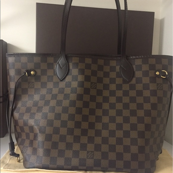 ❌SOLD❌💯 authentic Louis Vuitton neverfull mm - Picture 1 of 6