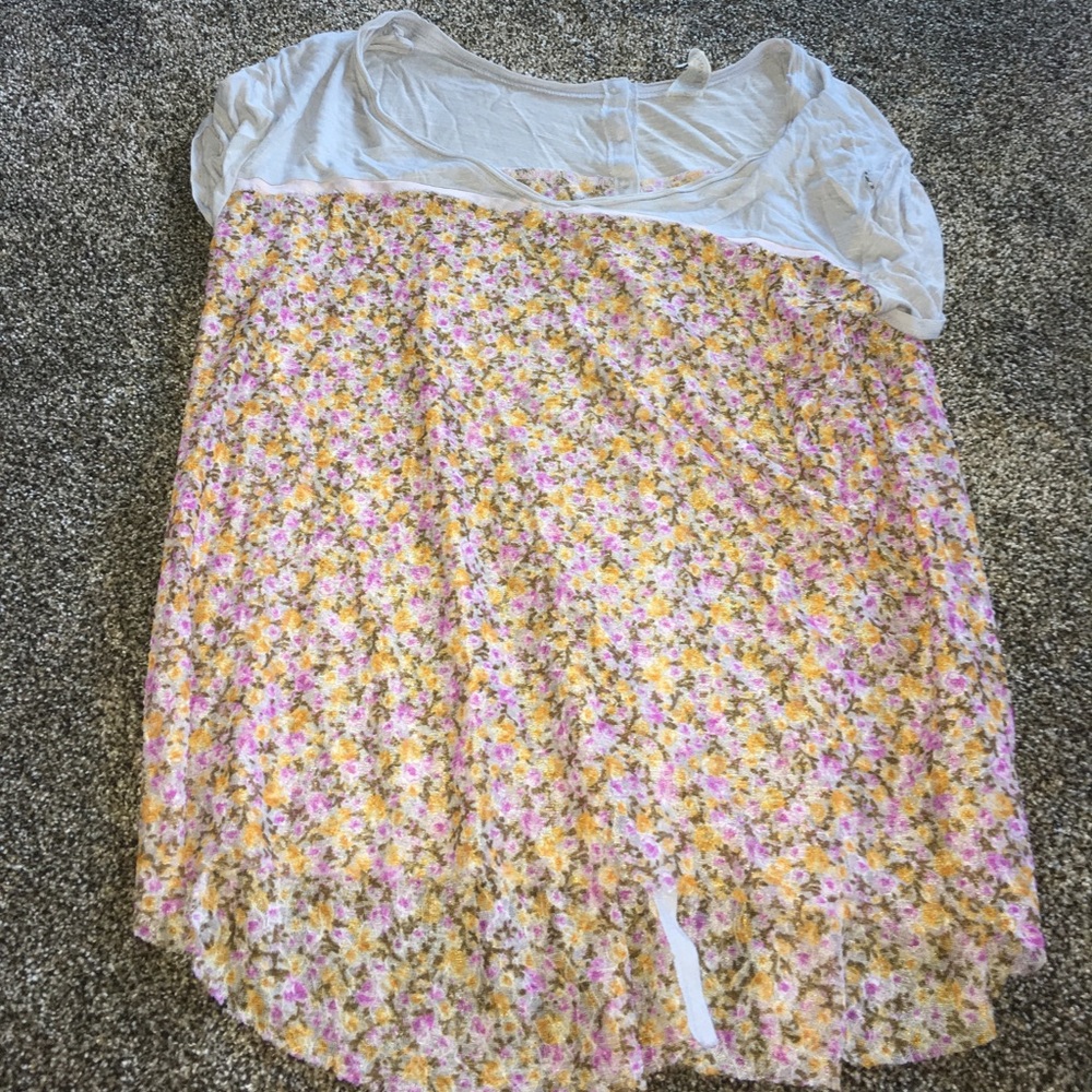 Cute floral blouse