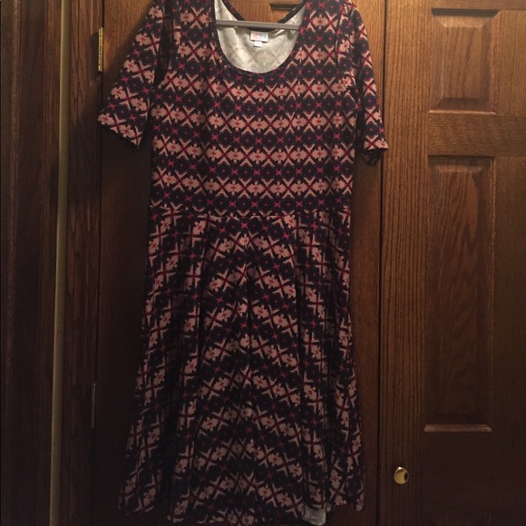 Brand New 3x LULaRoe Nicole in Amelia fabric