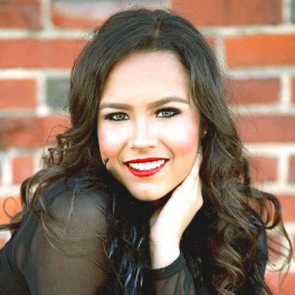 Meet your Posher, Marychelo