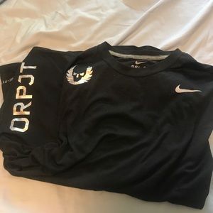 Nike DriFit Long sleeve shirt