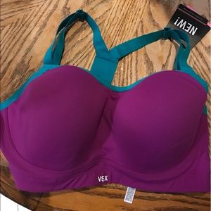 VS sports bra NWT