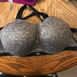VS sports bra