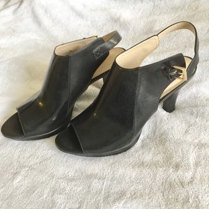 Naturalizer black peep toe heels