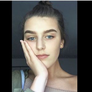 Meet your Posher, Britney