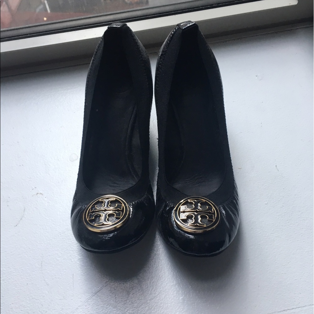 Black Tory burch wedge