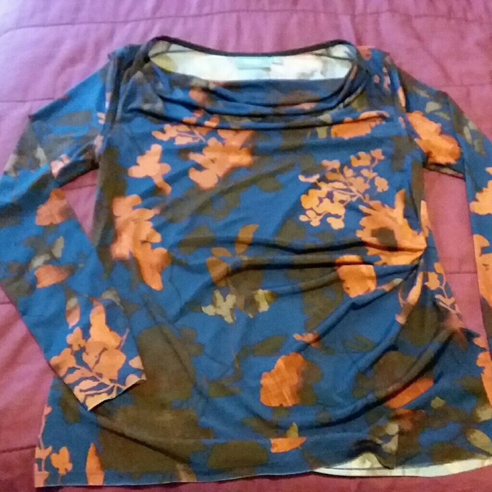 Vera Wang stretch blouse