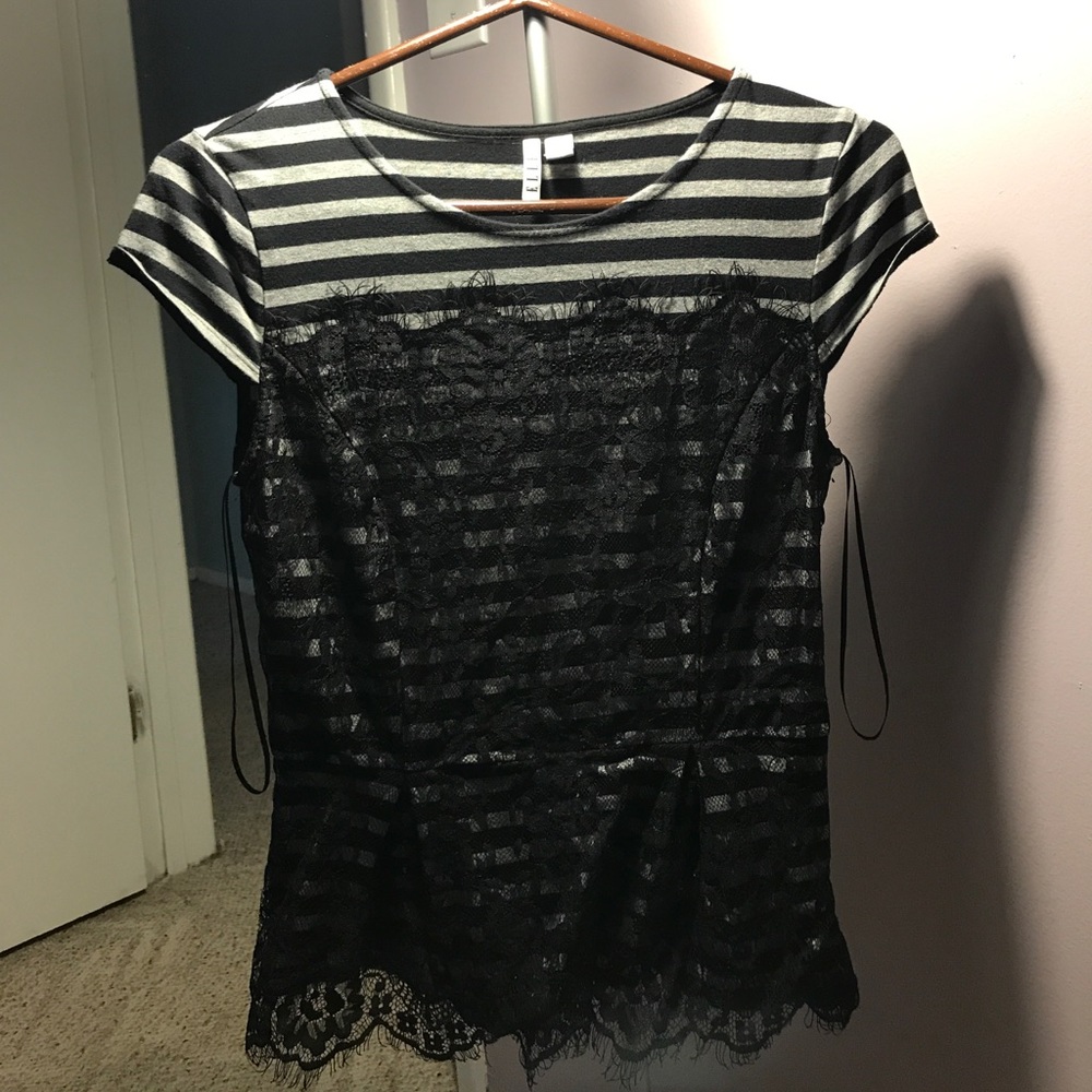Elle Short Sleeved Stripe/Laced Shirt