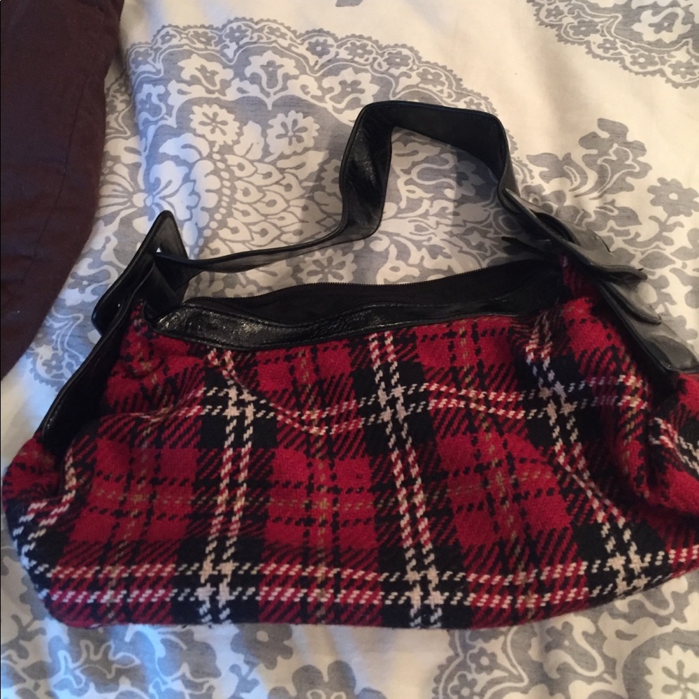 Flannel shoulder bag