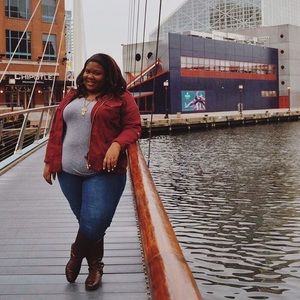 Meet your Posher, Imani