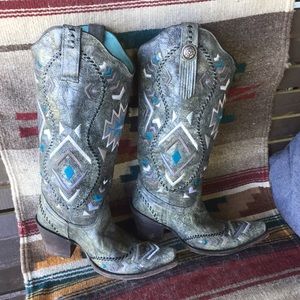 Corral Boots - Gray Southwest Aztec embroidered