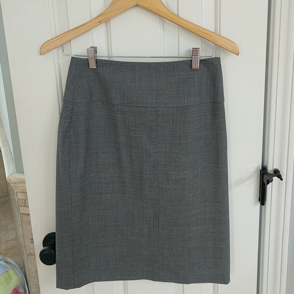 Banana republic gray pencil skirt