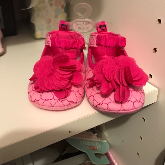 Pink flats for babies - Picture 1 of 2