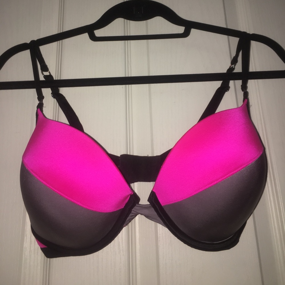 Pink & grey victoria's Secret bra