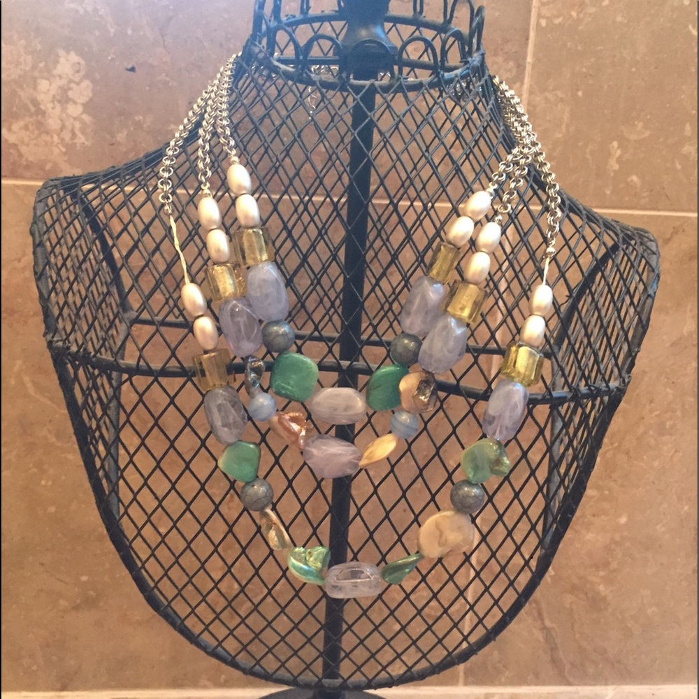 Beaded necklace