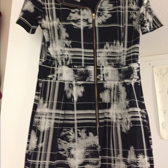 French connection dress - Picture 3 of 3