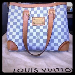 Louis Vuitton shoulder bag