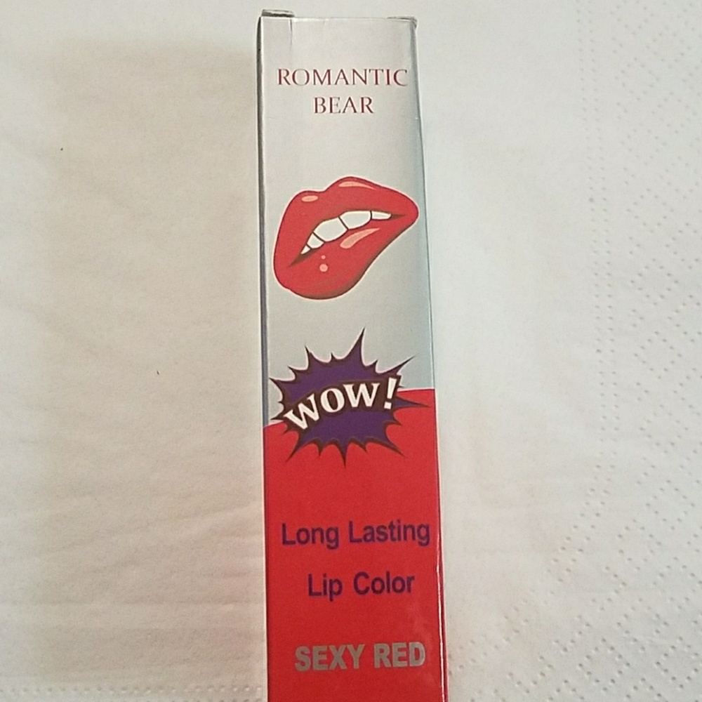 Romantic bear peel off lipstick in sexy red