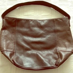 RUEHL No. 925 Classic leather shoulder bag