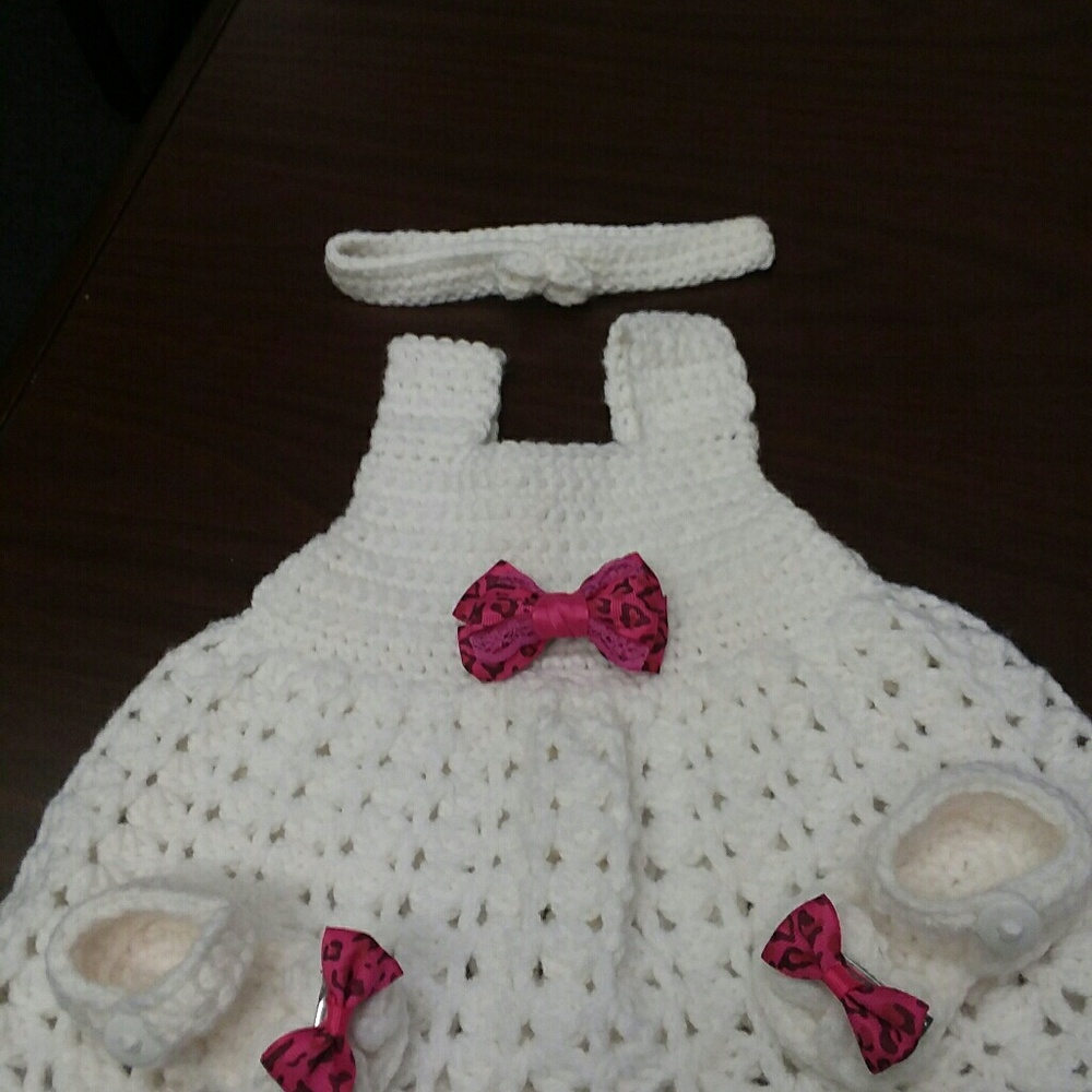 NEWBORN DRESS SET