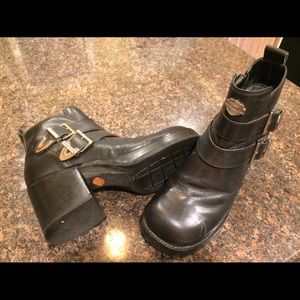 Women's Harley Davidson boots