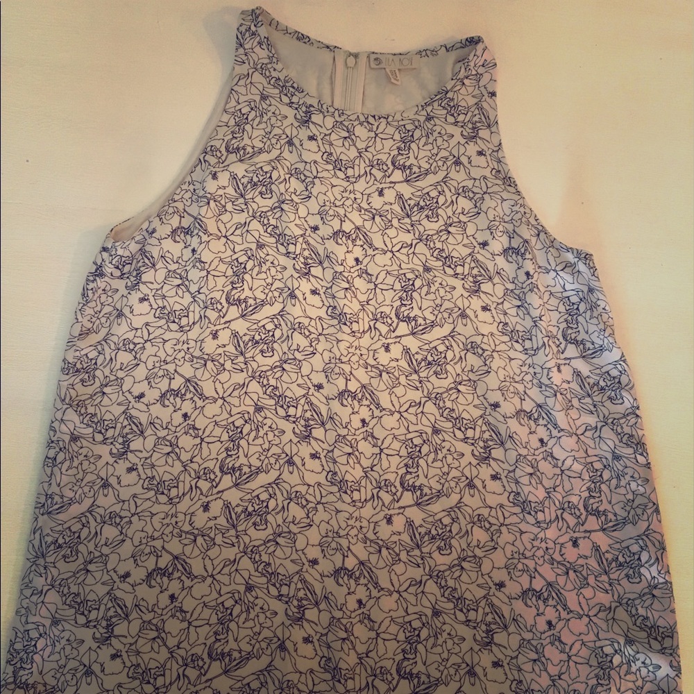 Pale pink floral tank top
