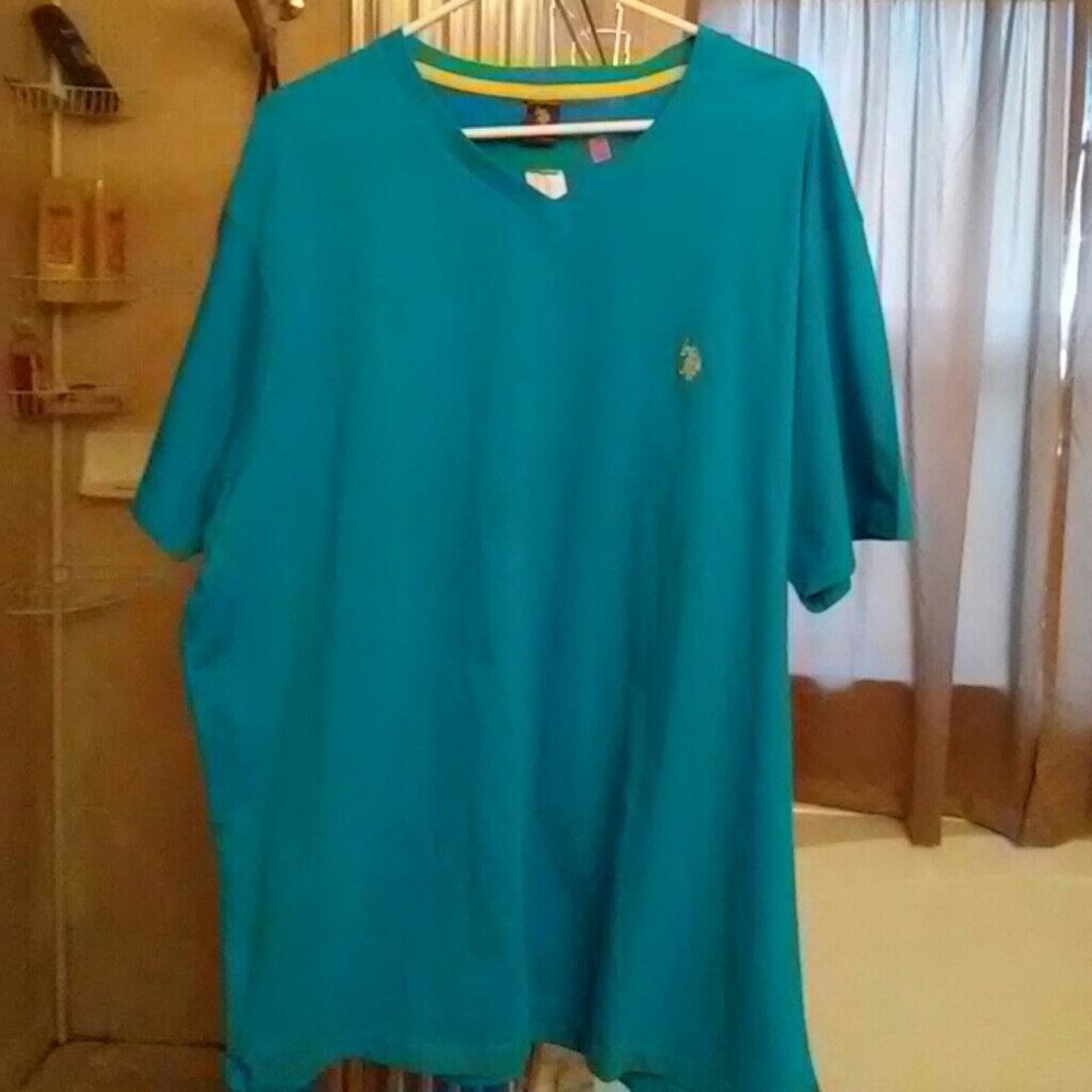 Casual Tshirt NWT