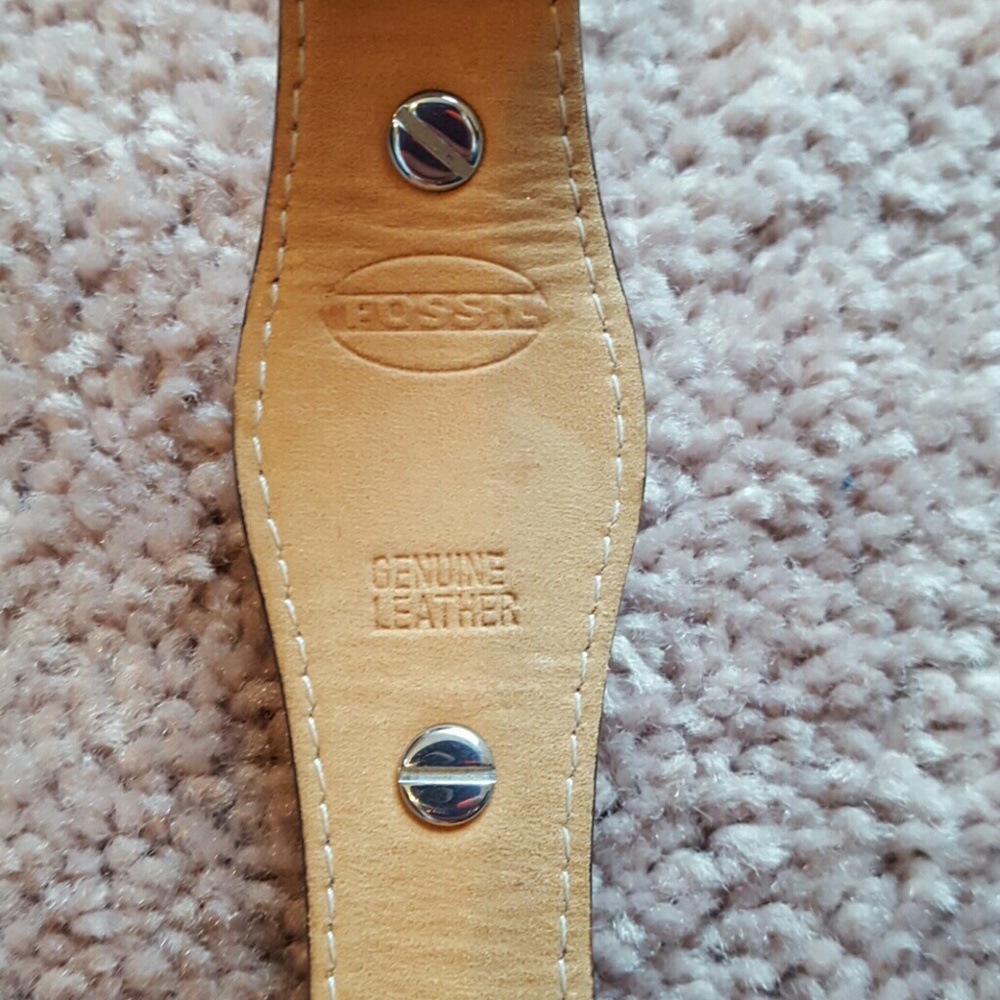 Fossil Watch - Picture 3 of 4