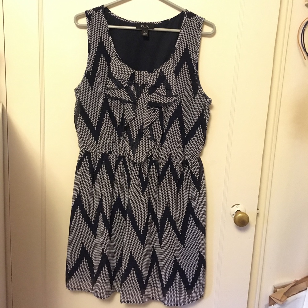 Aline navy with white dress