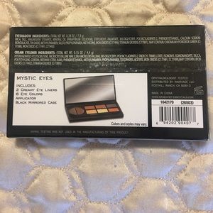 Makeover Essentials Makeup - Makeover Essentials Bundle Makeover Essentials Makeup - Makeover Essentials Bundle